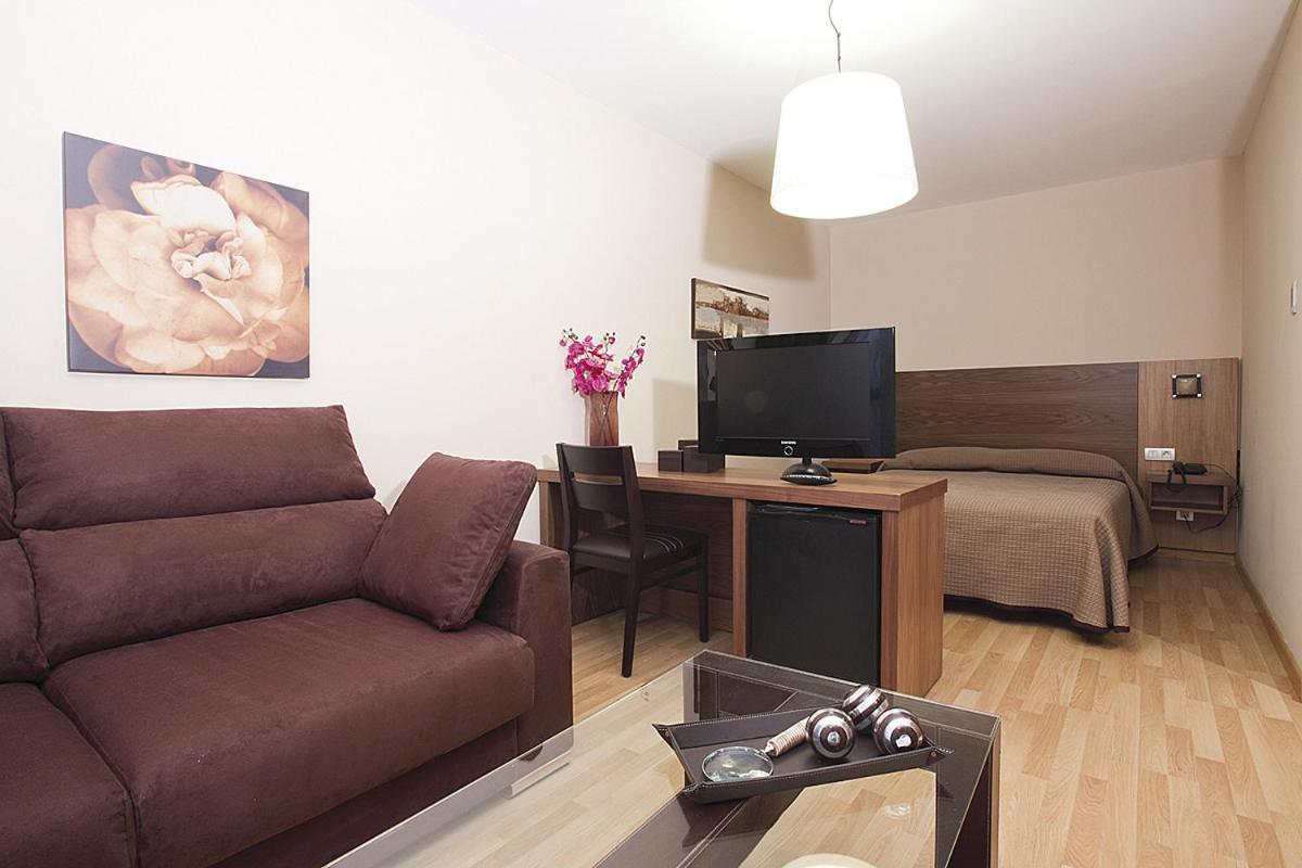 Hotel Mar De Plata Sarria Eksteriør billede