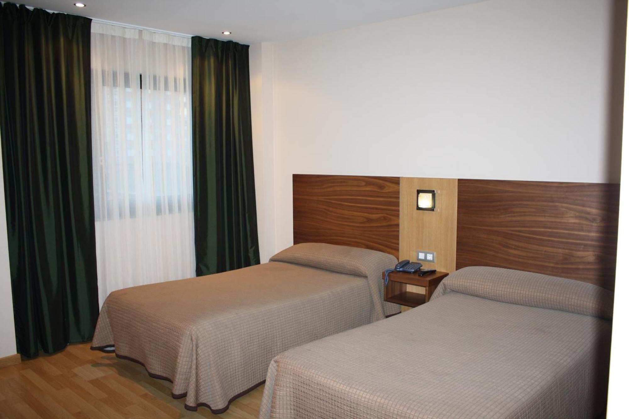 Hotel Mar De Plata Sarria Eksteriør billede